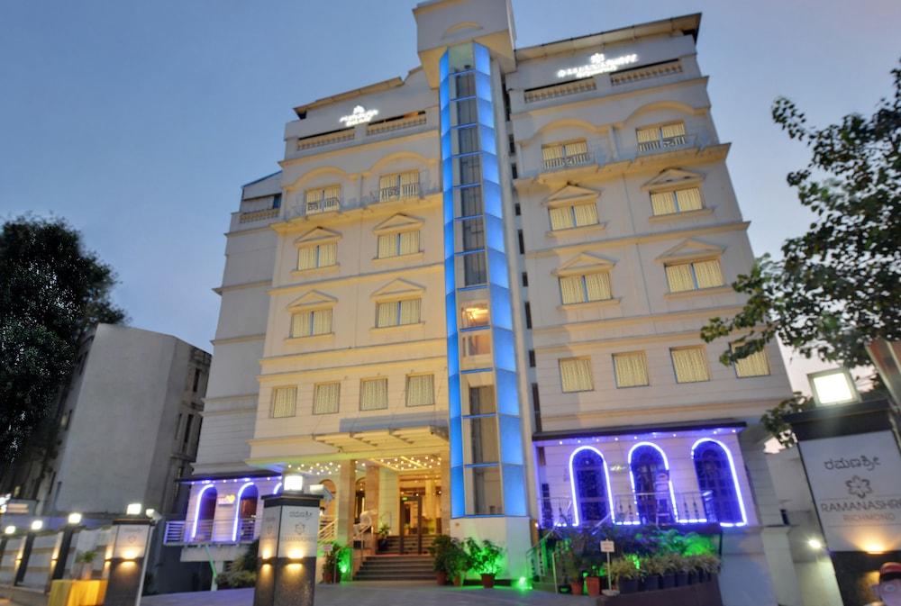 Hotel Ramanashree Richmond Bangalore Bagian luar foto
