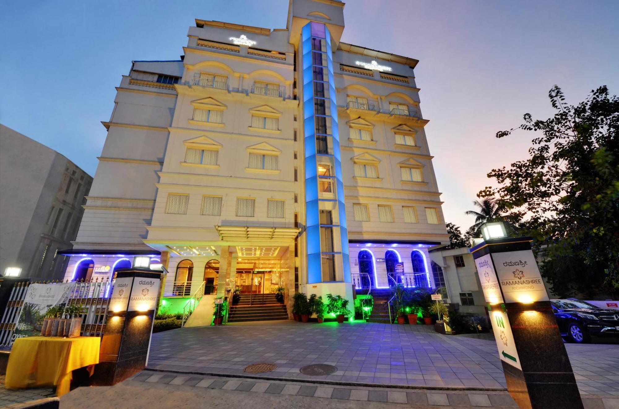 Hotel Ramanashree Richmond Bangalore Bagian luar foto